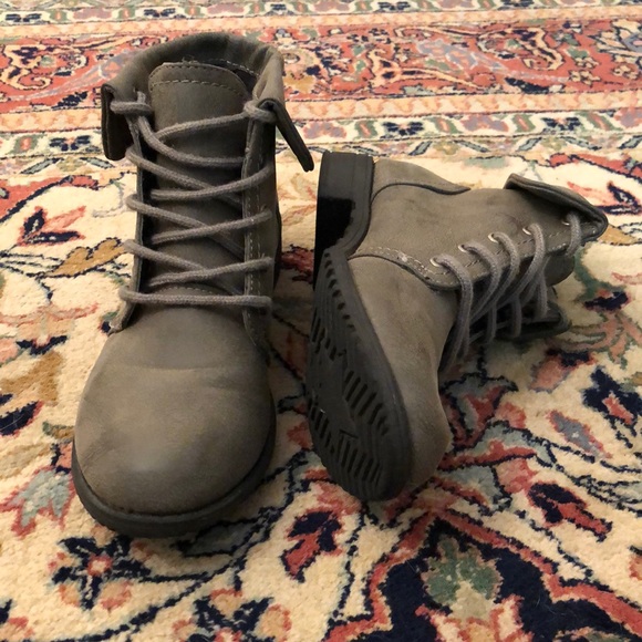 White Mountain Shoes - Cliff by white mountain lace up booties